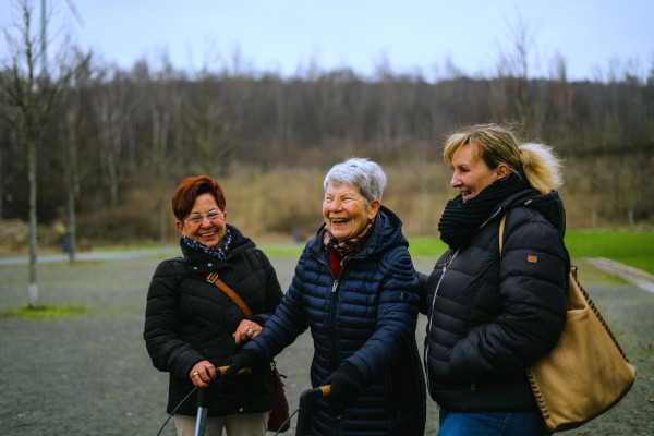 Herzenssache NRW - Spazieren beim ambulanten Pflegedienst in Dinslaken